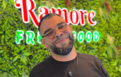 burger-vierme-salata-suceava-ramore-remus-iosub